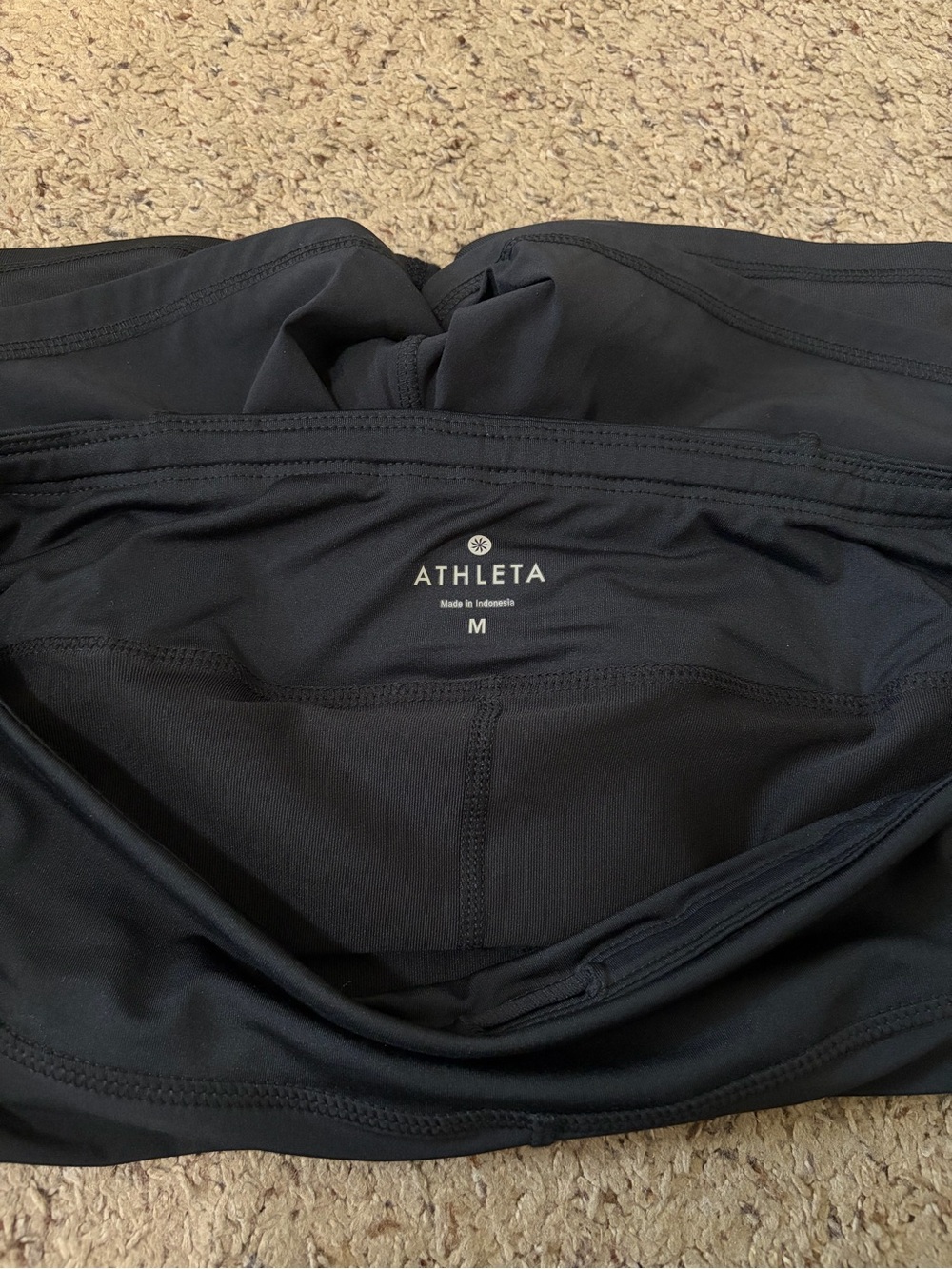 Athleta NEW Ready Set 2 in 1 Short, Black, Size M - Picture 4 of 6